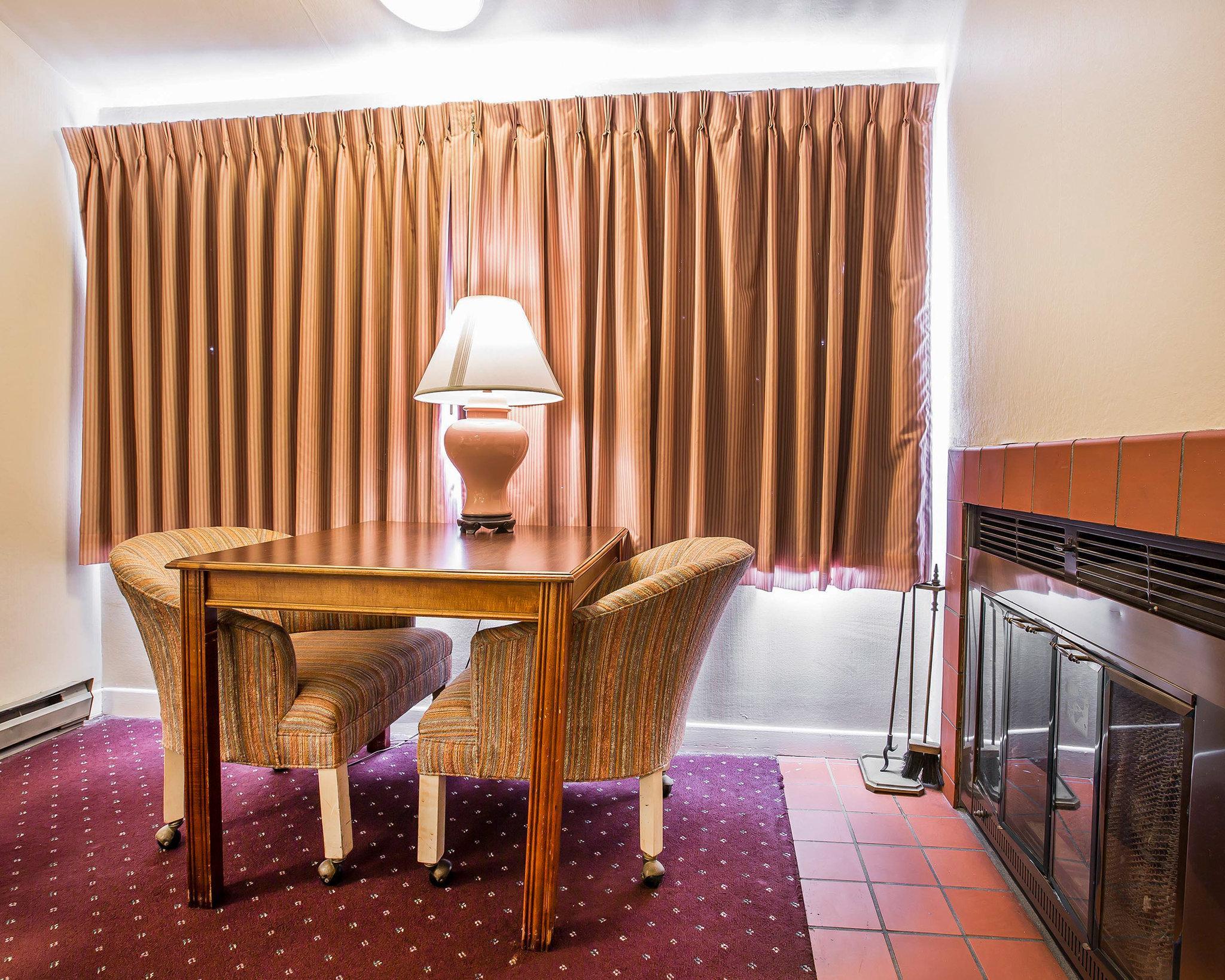 Bay Breeze Inn Seaside Eksteriør bilde
