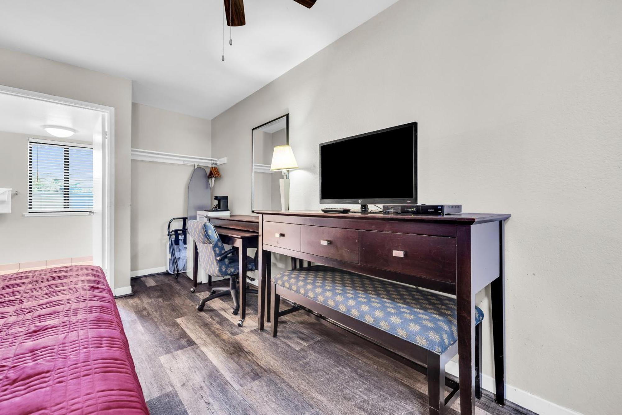 Bay Breeze Inn Seaside Eksteriør bilde